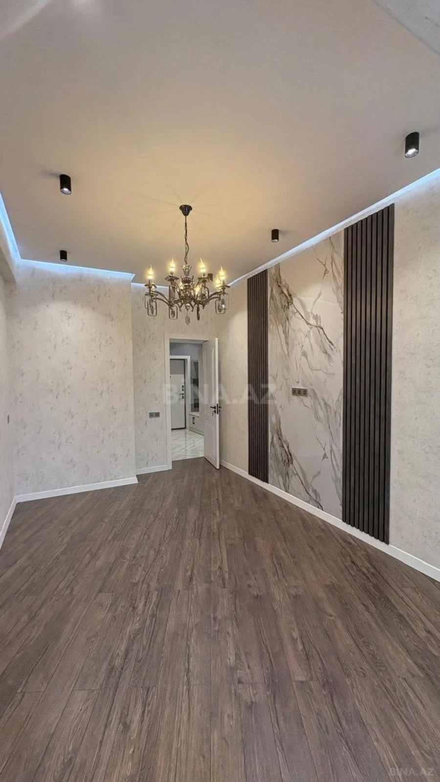 Satılır 2 otaqlı mənzil 65 m²