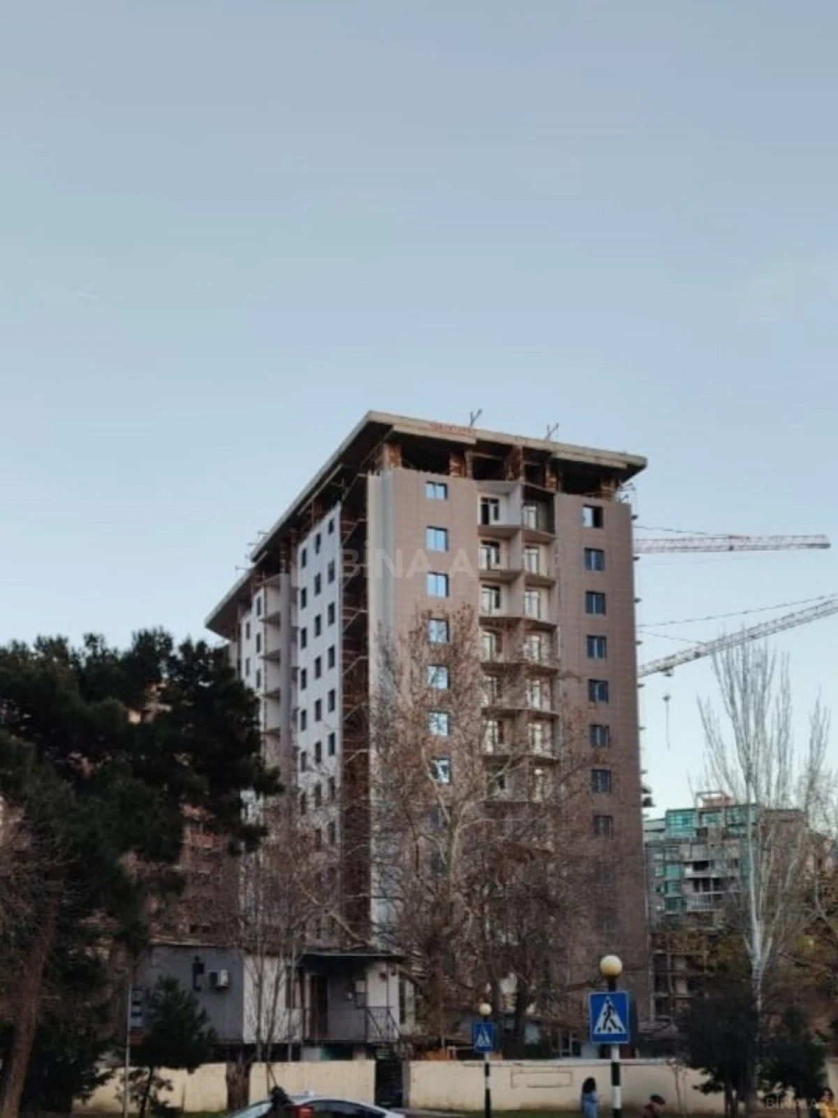 Satılır 1 otaqlı mənzil 53 m²