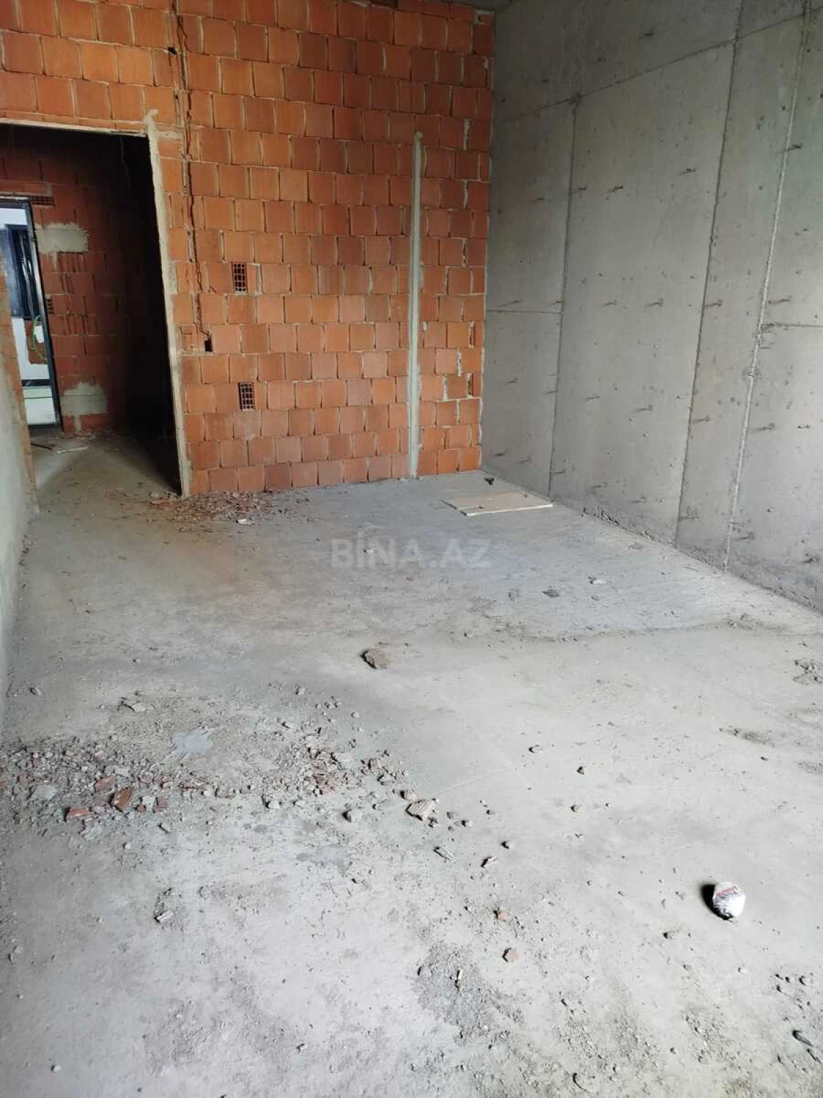 Satılır 1 otaqlı mənzil 53 m²