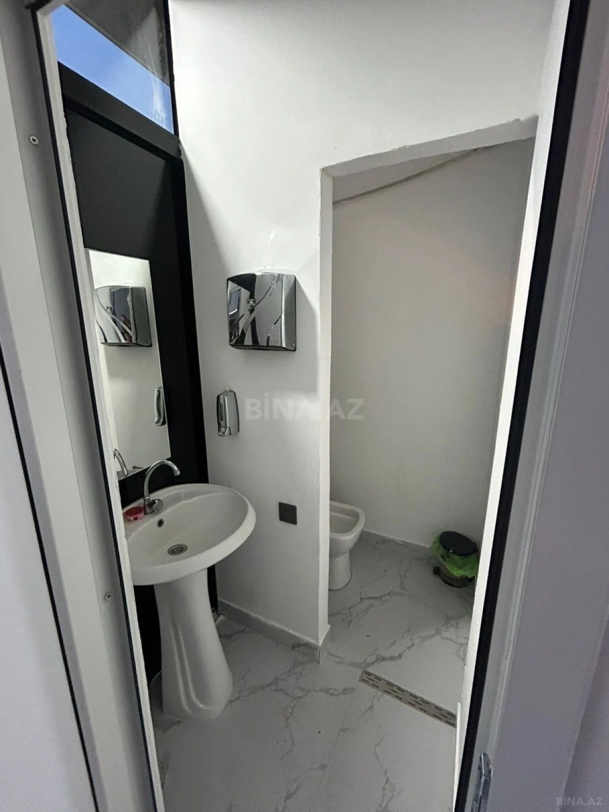 Satılır obyekt 86 m²