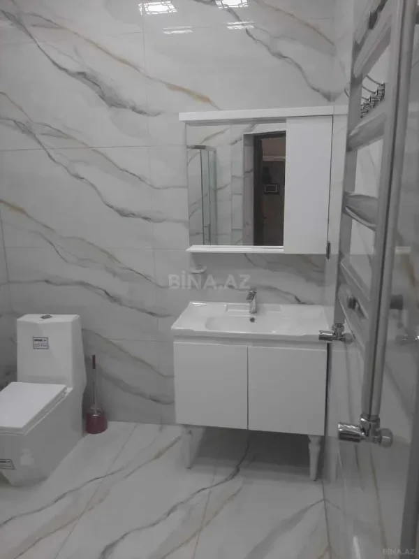 Kirayə verilir 3 otaqlı mənzil 116 m²