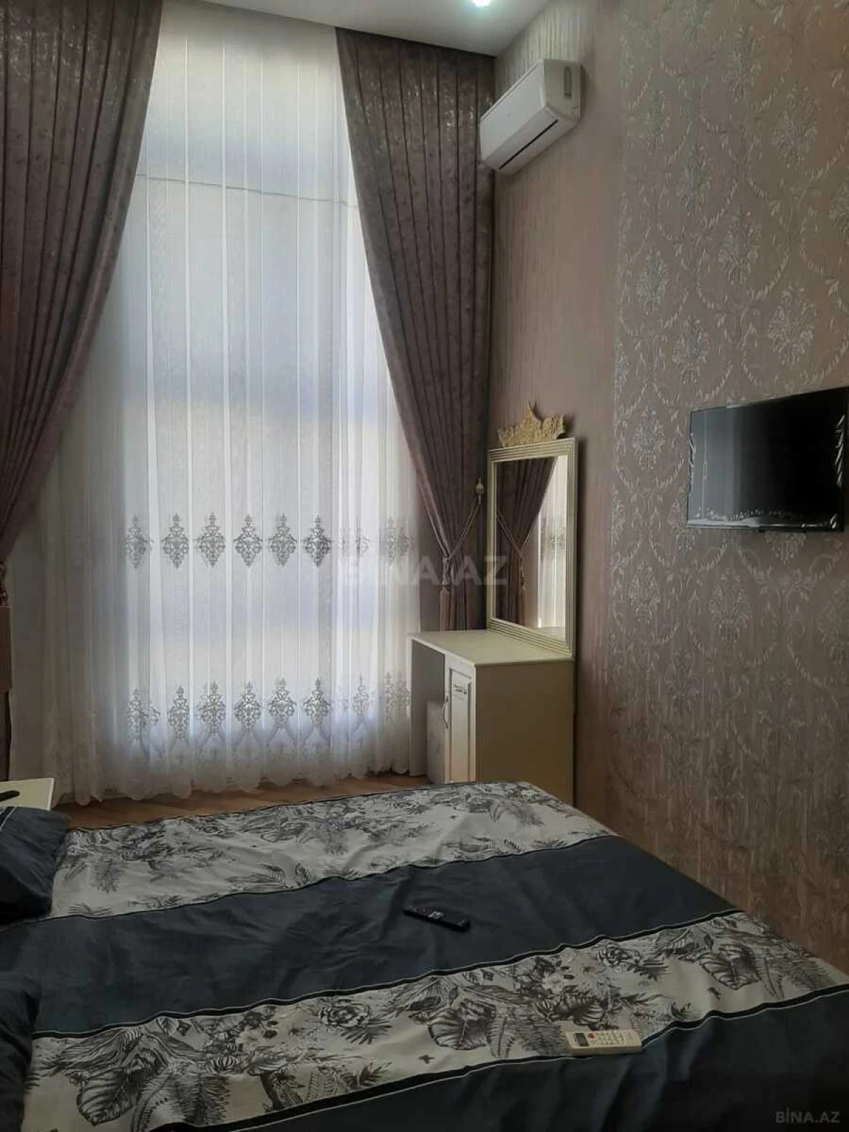 Kirayə verilir 3 otaqlı mənzil 116 m²