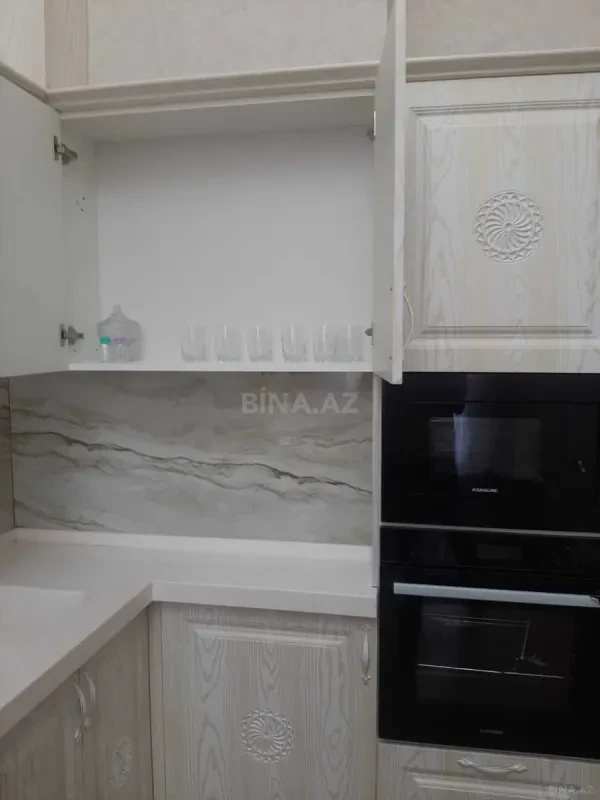 Kirayə verilir 3 otaqlı mənzil 116 m²