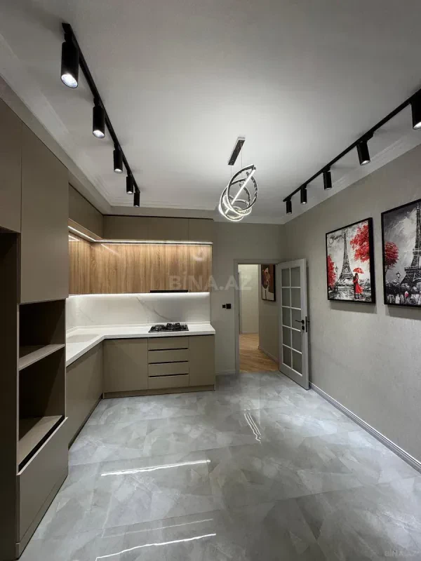 Satılır 2 otaqlı mənzil 89 m²