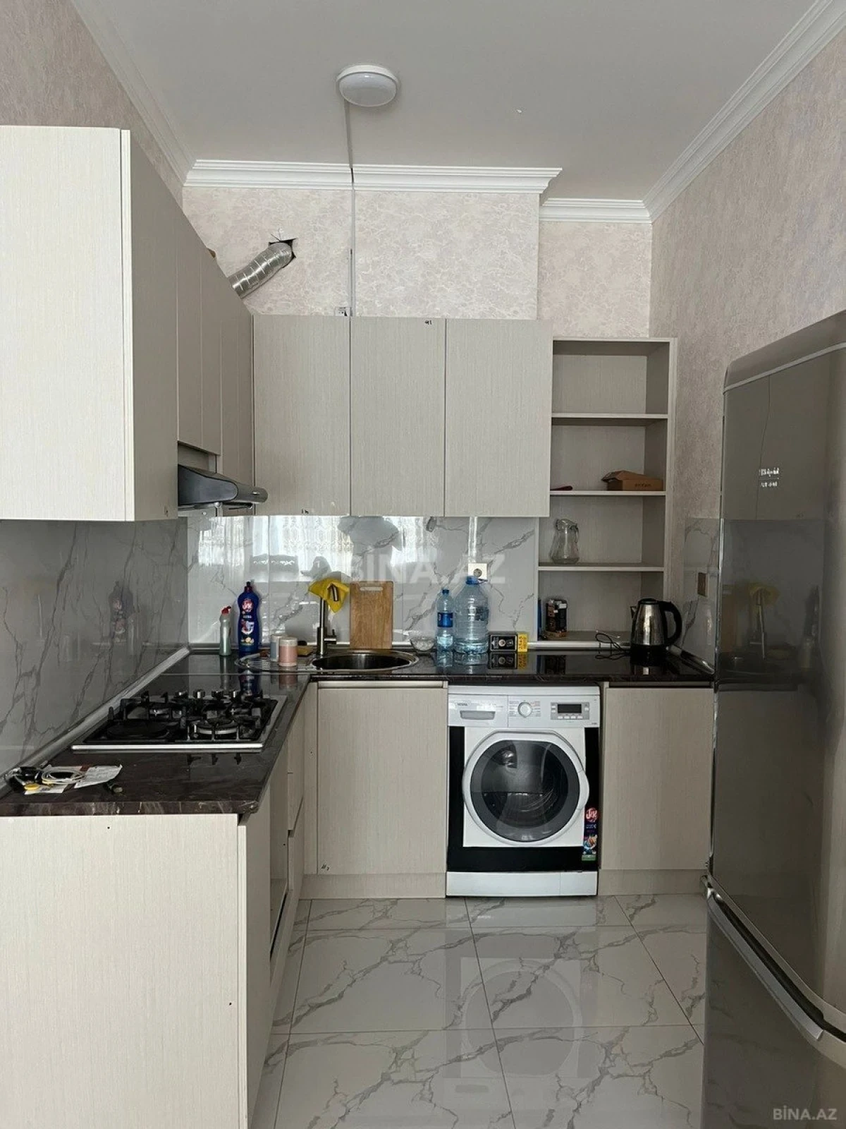 Satılır 2 otaqlı mənzil 75 m²