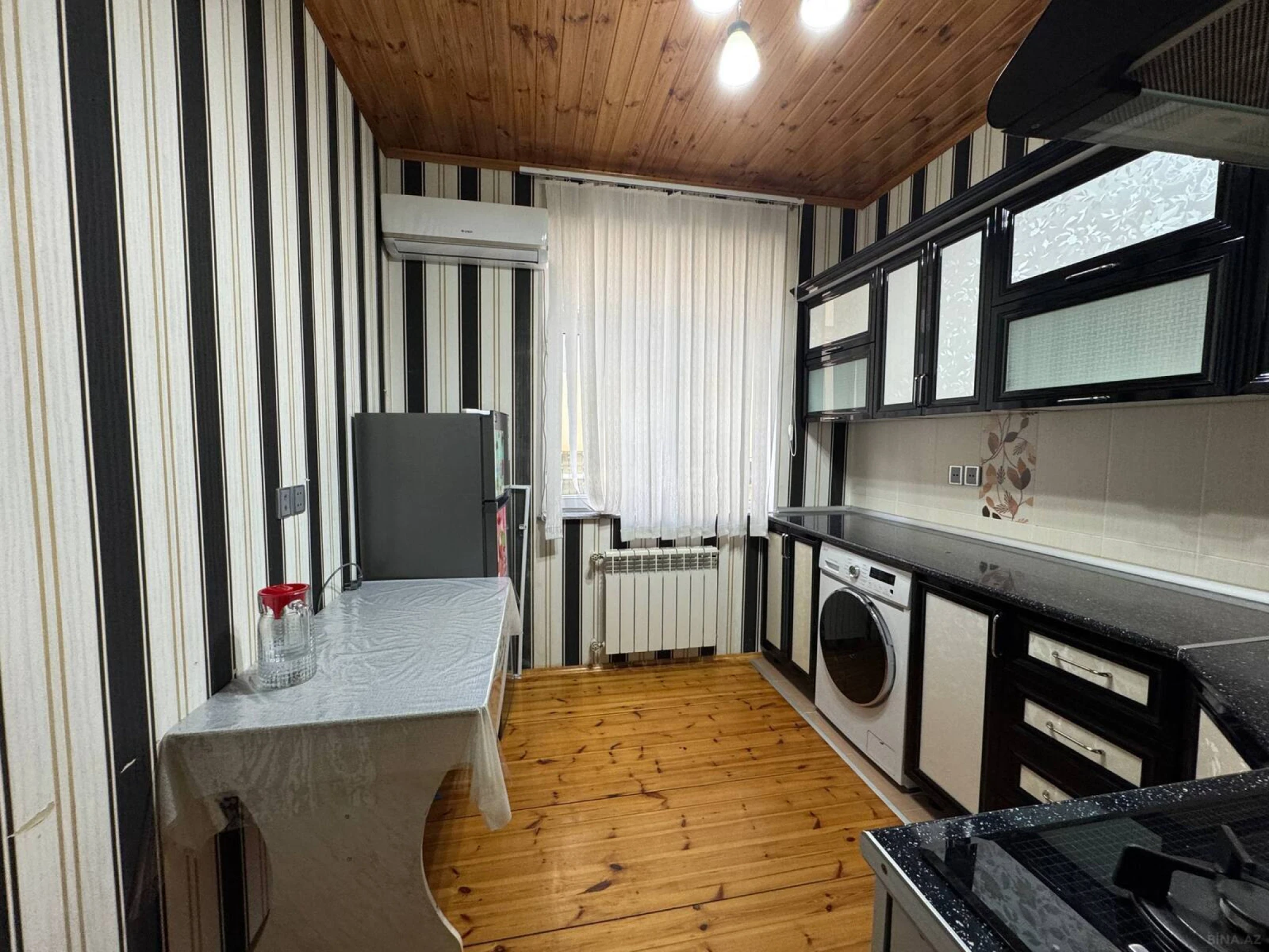 Satılır 2 otaqlı mənzil 65 m²