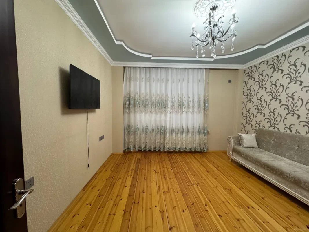 Satılır 2 otaqlı mənzil 65 m²