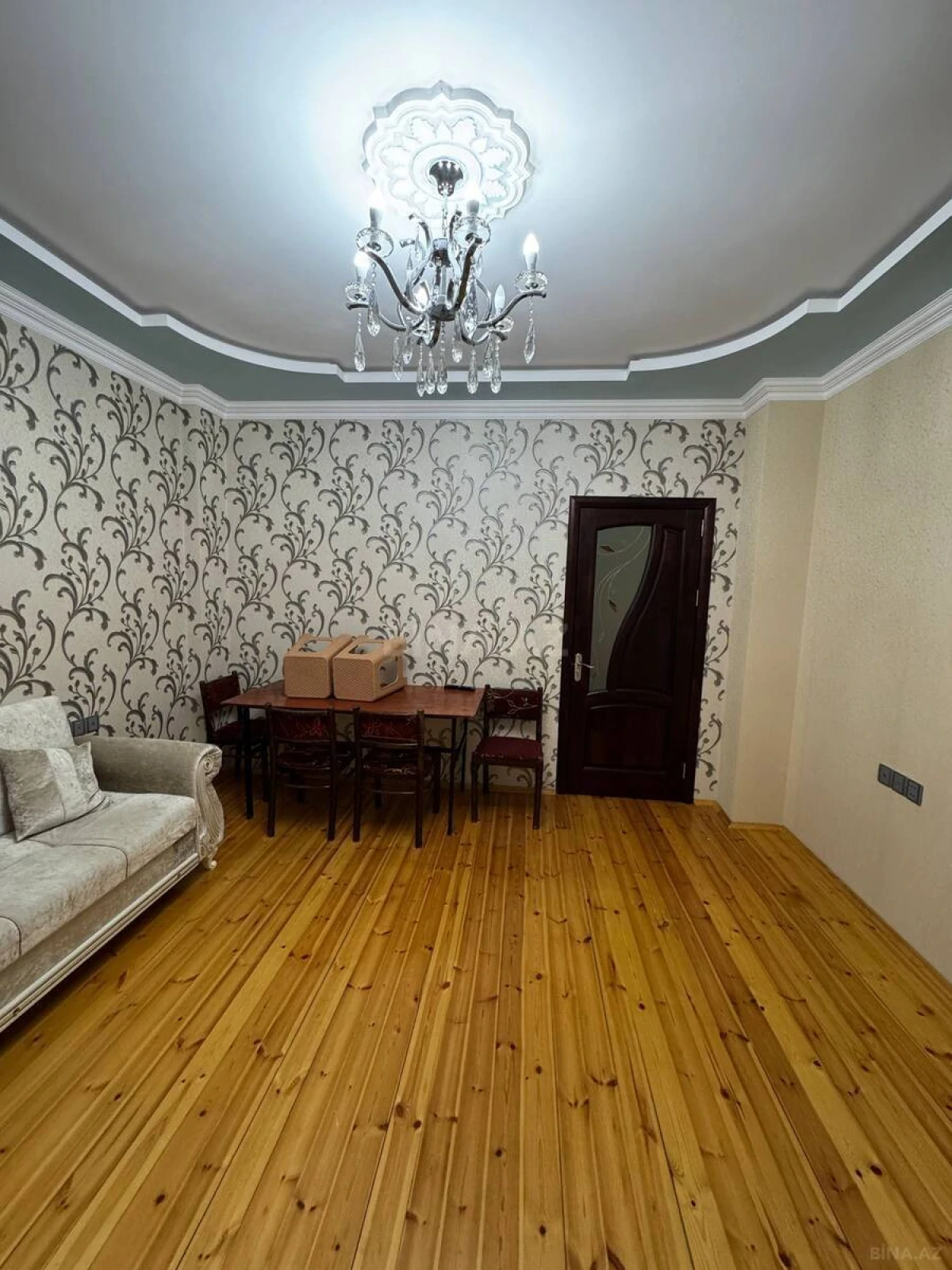 Satılır 2 otaqlı mənzil 65 m²
