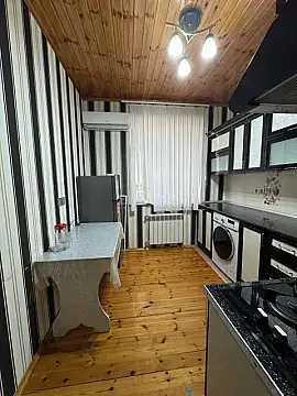 Satılır 2 otaqlı mənzil 65 m²