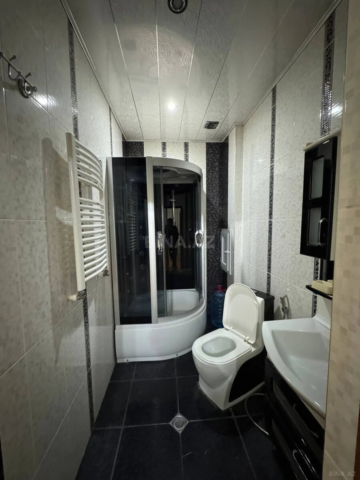 Satılır 2 otaqlı mənzil 65 m²