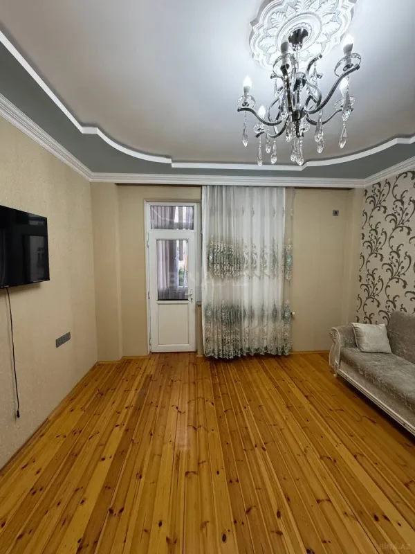 Satılır 2 otaqlı mənzil 65 m²