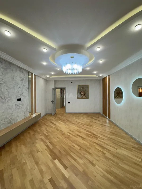 Satılır 2 otaqlı mənzil 89 m²