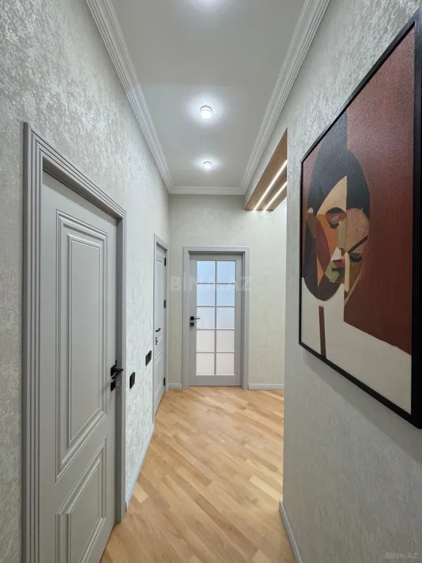 Satılır 2 otaqlı mənzil 89 m²