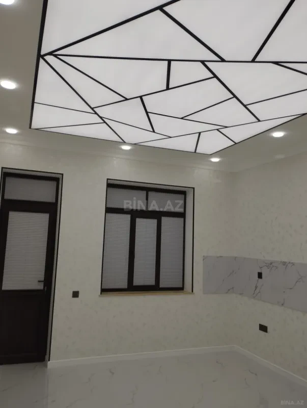 Satılır 6 otaqlı həyət evi 330 m²