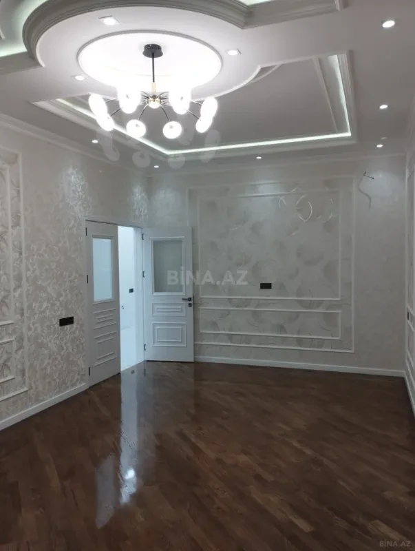 Satılır 6 otaqlı həyət evi 330 m²