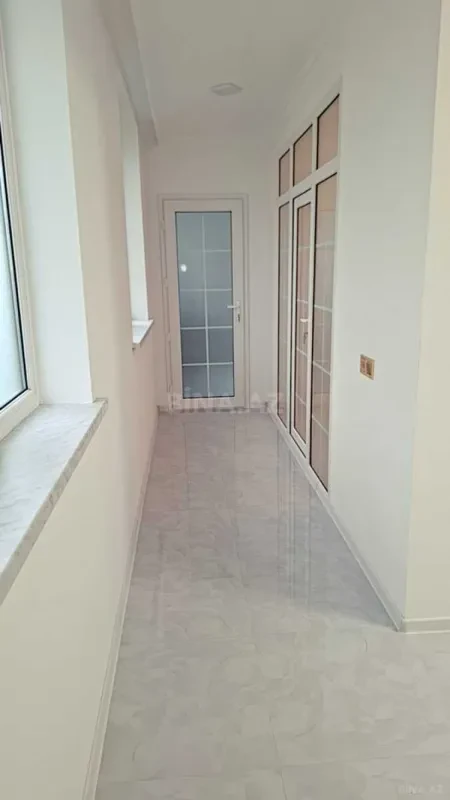 Satılır 5 otaqlı mənzil 111 m²