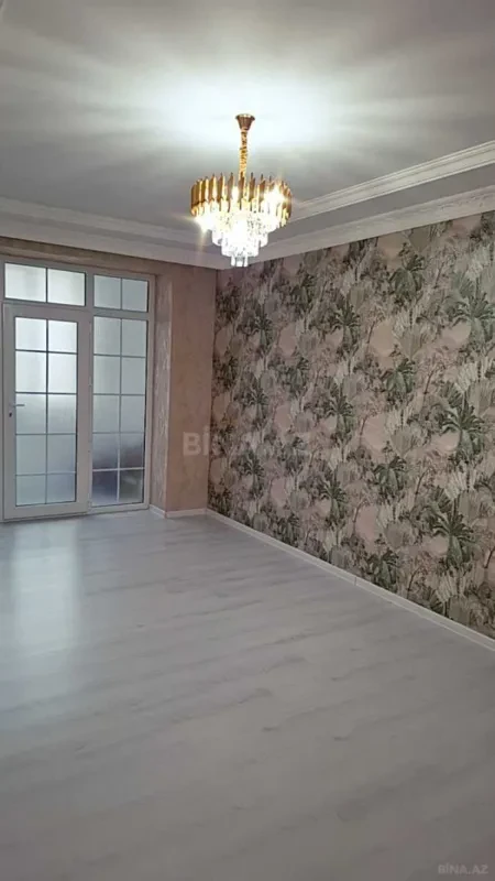 Satılır 5 otaqlı mənzil 111 m²