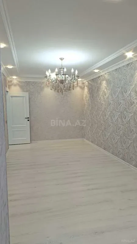 Satılır 5 otaqlı mənzil 111 m²