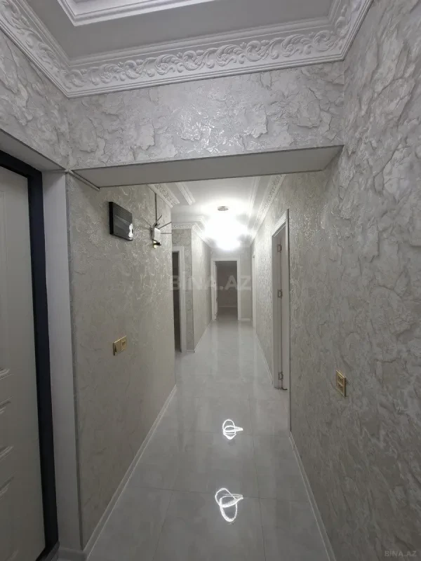 Satılır 5 otaqlı mənzil 111 m²
