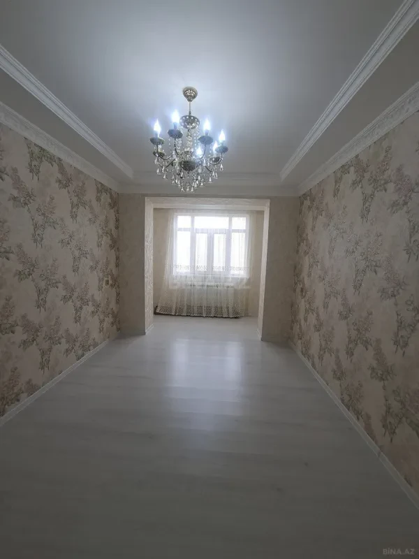 Satılır 5 otaqlı mənzil 111 m²