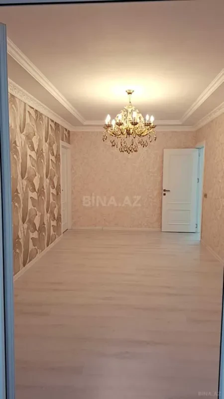 Satılır 5 otaqlı mənzil 111 m²