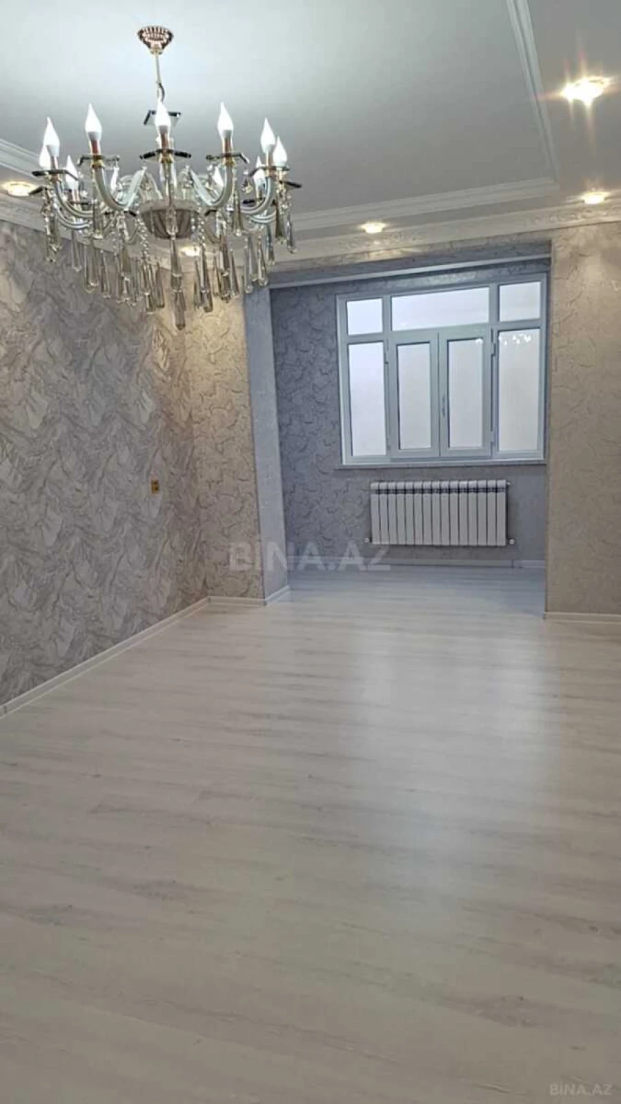 Satılır 5 otaqlı mənzil 111 m²