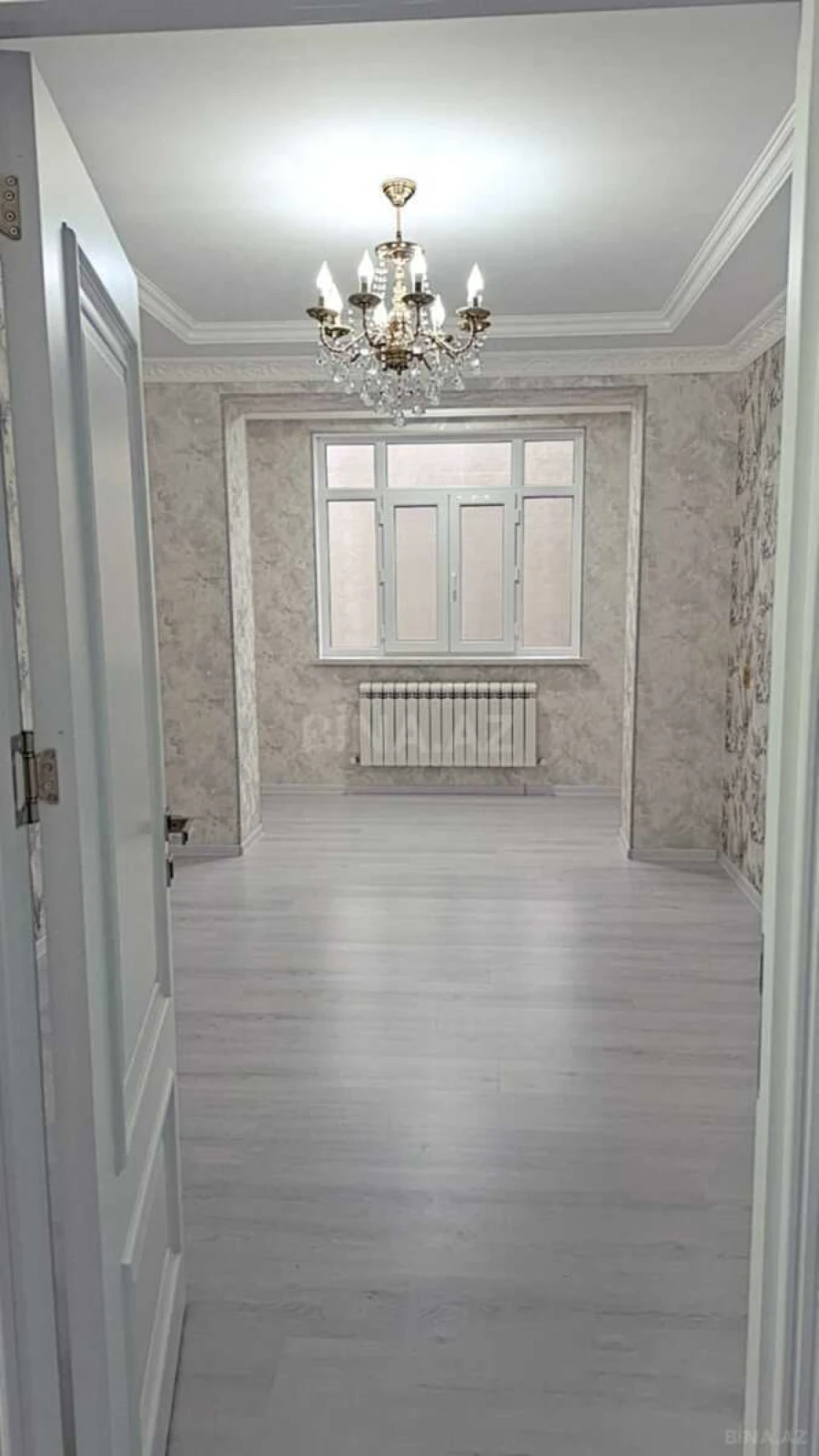 Satılır 5 otaqlı mənzil 111 m²