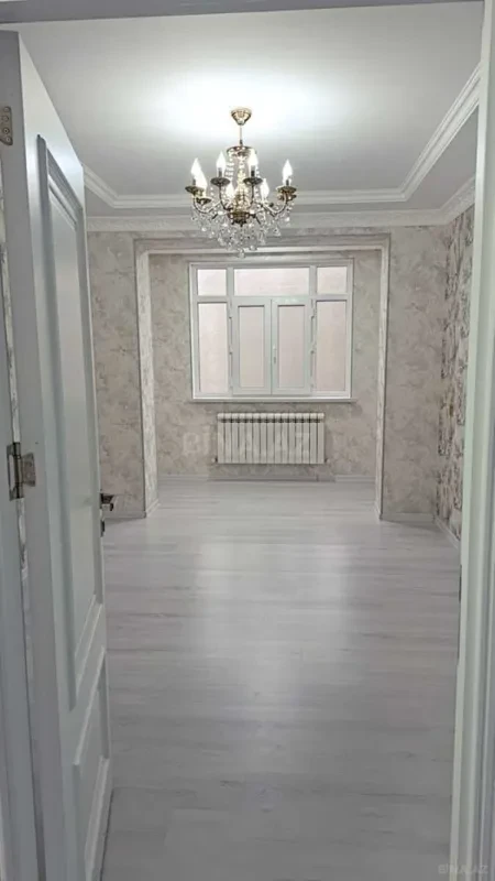 Satılır 5 otaqlı mənzil 111 m²