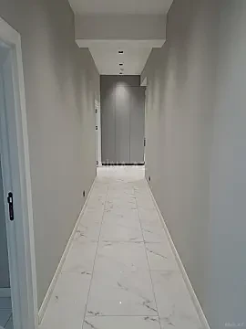 Kirayə verilir 2 otaqlı mənzil 108 m²