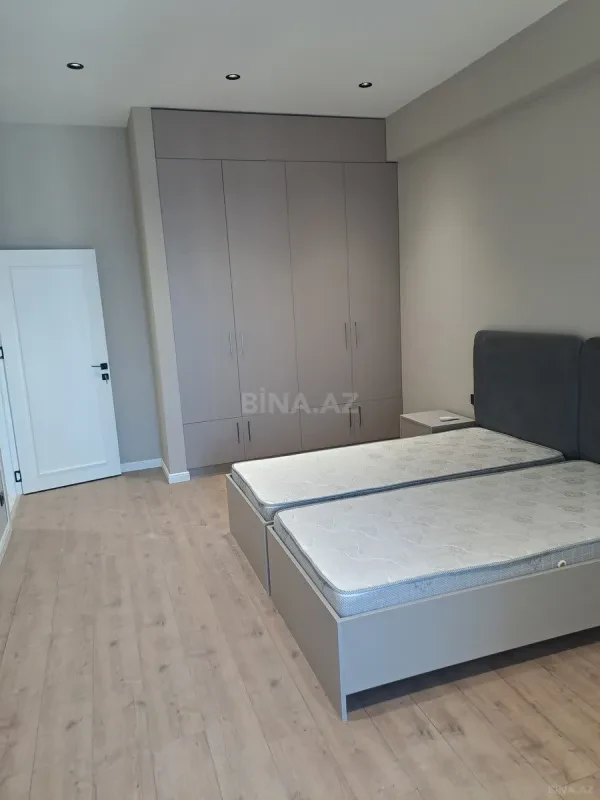 Kirayə verilir 2 otaqlı mənzil 108 m²