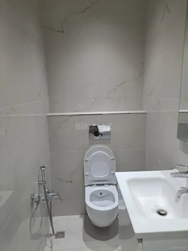 Kirayə verilir 2 otaqlı mənzil 108 m²