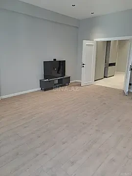 Kirayə verilir 2 otaqlı mənzil 108 m²