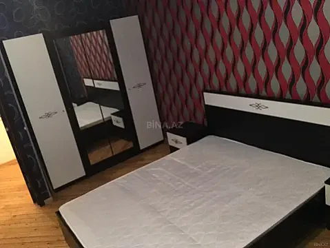 Kirayə verilir 2 otaqlı mənzil 92 m²