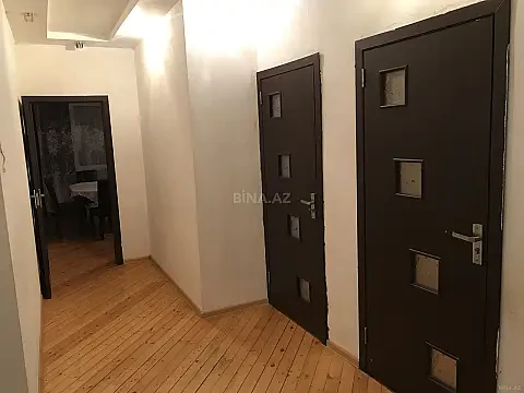Kirayə verilir 2 otaqlı mənzil 92 m²