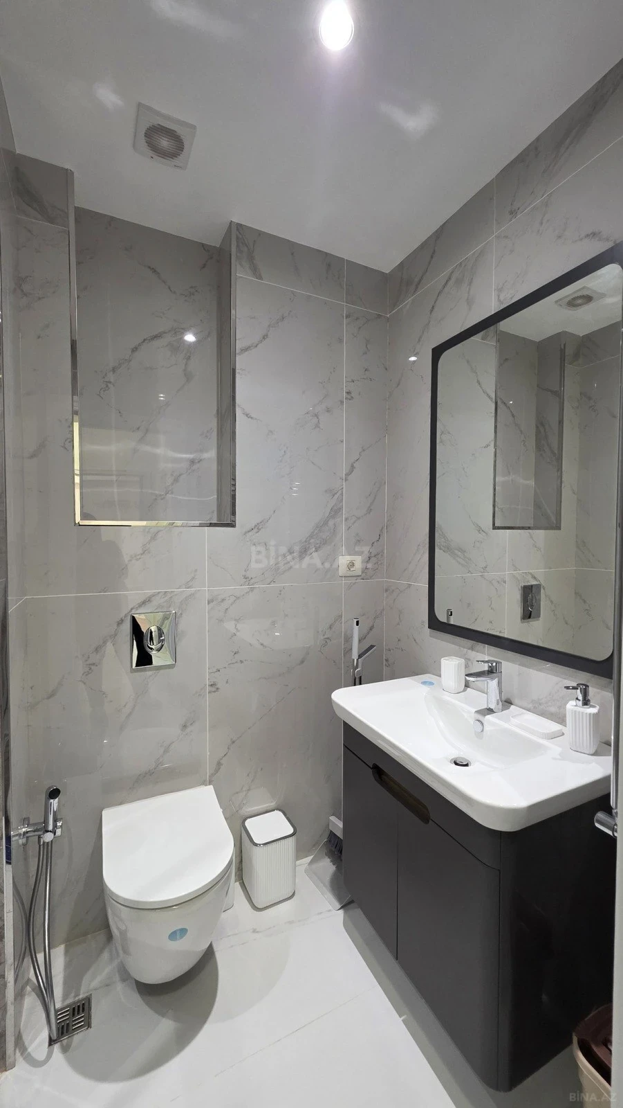Kirayə verilir 3 otaqlı mənzil 78 m²