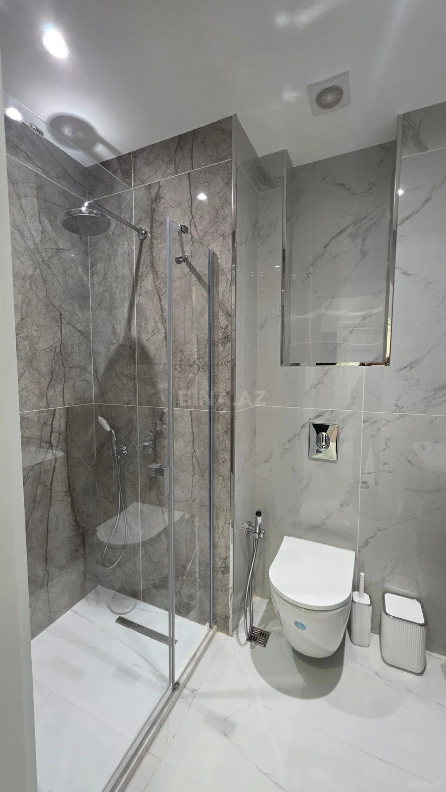 Kirayə verilir 3 otaqlı mənzil 78 m²