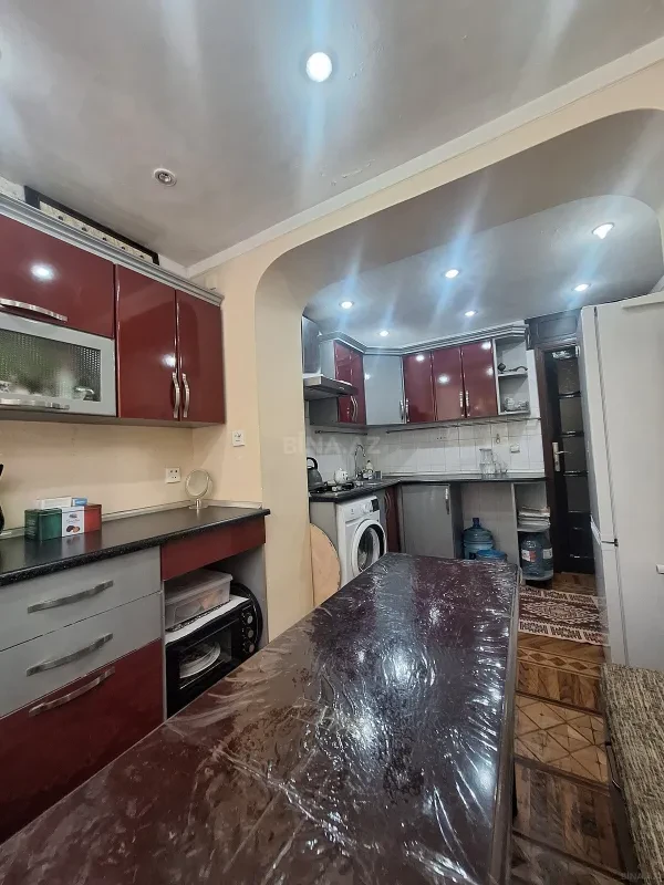 Satılır 2 otaqlı mənzil 56 m²