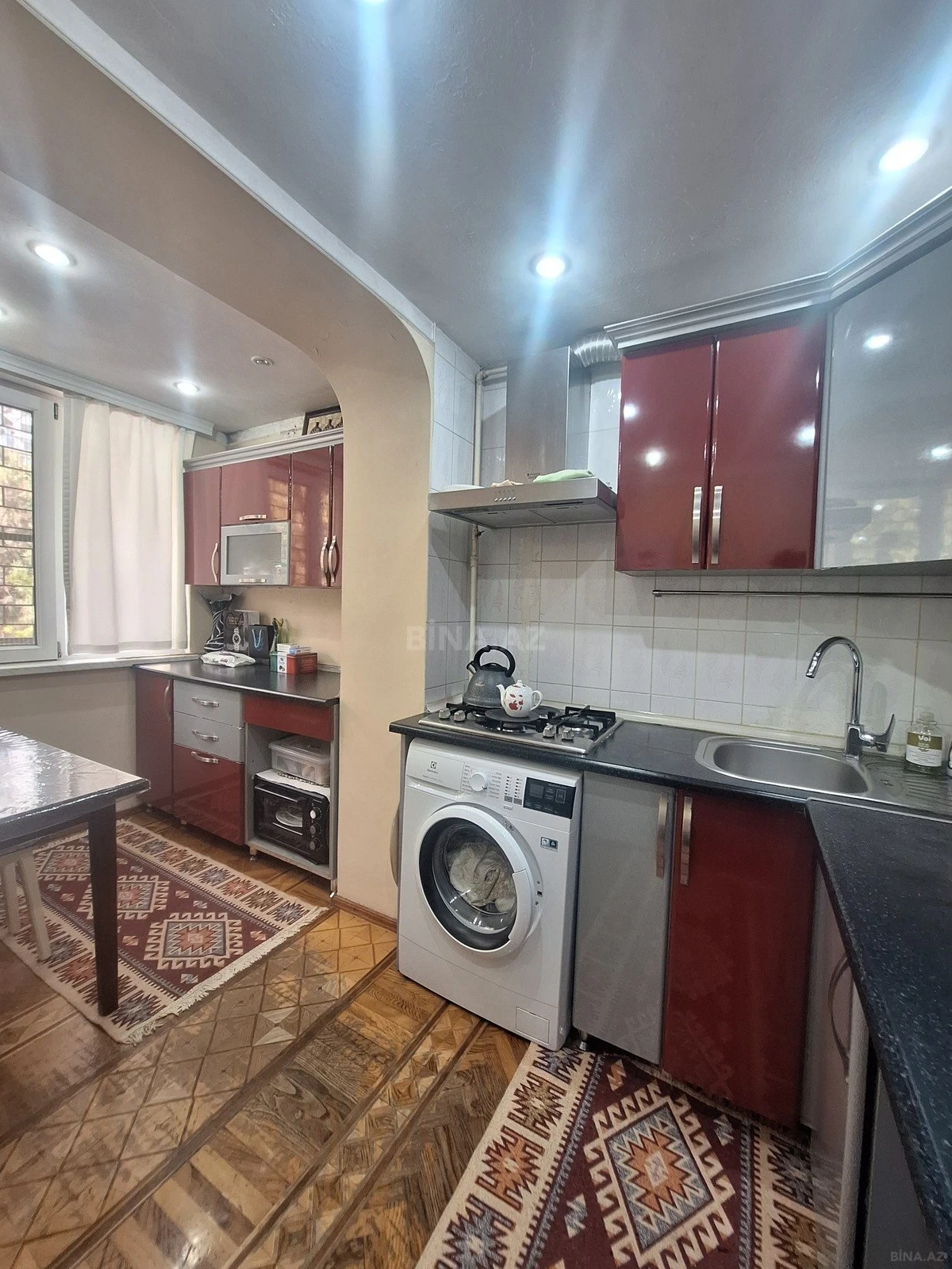 Satılır 2 otaqlı mənzil 56 m²