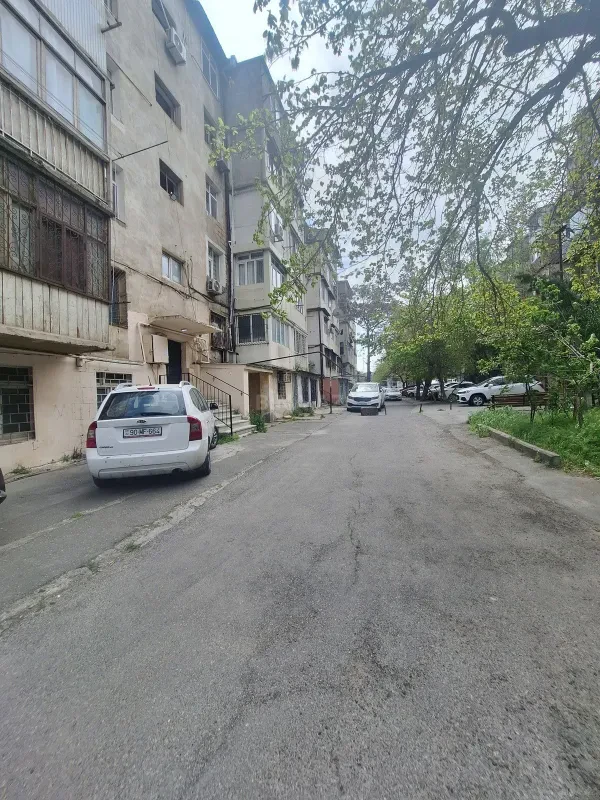 Satılır 2 otaqlı mənzil 56 m²