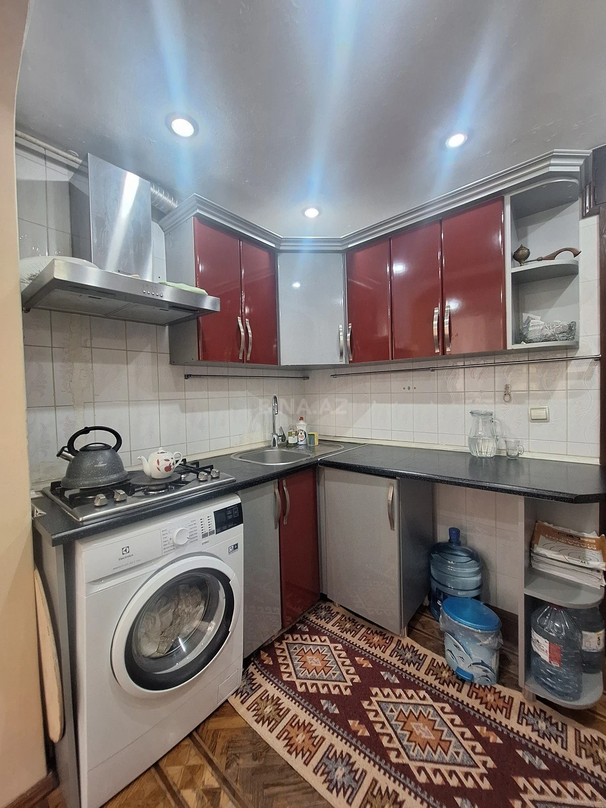 Satılır 2 otaqlı mənzil 56 m²