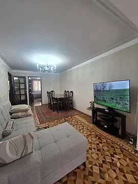 Satılır 2 otaqlı mənzil 56 m²