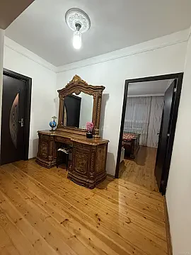 Kirayə verilir 2 otaqlı mənzil 65 m²