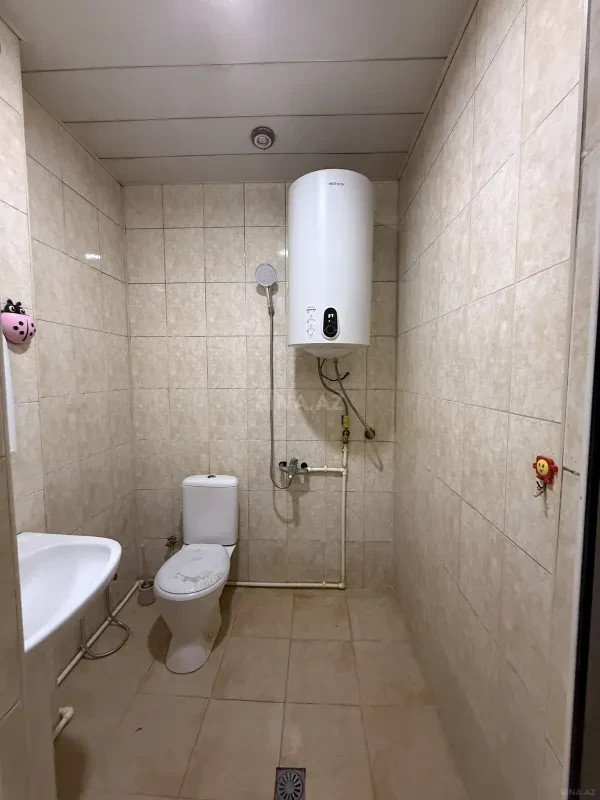 Kirayə verilir 2 otaqlı mənzil 65 m²