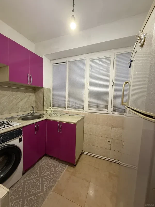 Kirayə verilir 2 otaqlı mənzil 65 m²