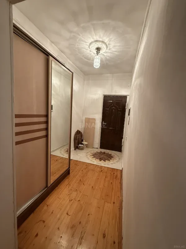 Kirayə verilir 2 otaqlı mənzil 65 m²