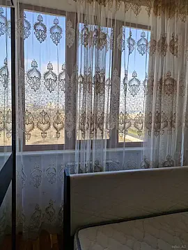 Kirayə verilir 2 otaqlı mənzil 72 m²