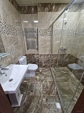 Kirayə verilir 2 otaqlı mənzil 72 m²