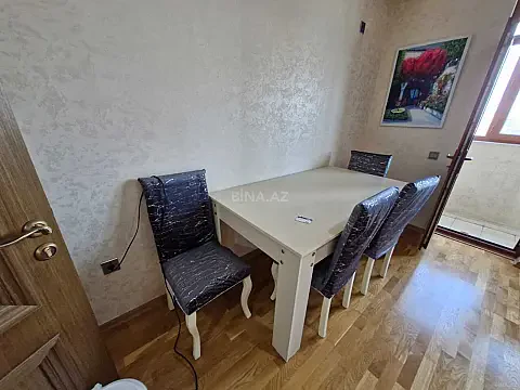 Kirayə verilir 2 otaqlı mənzil 72 m²