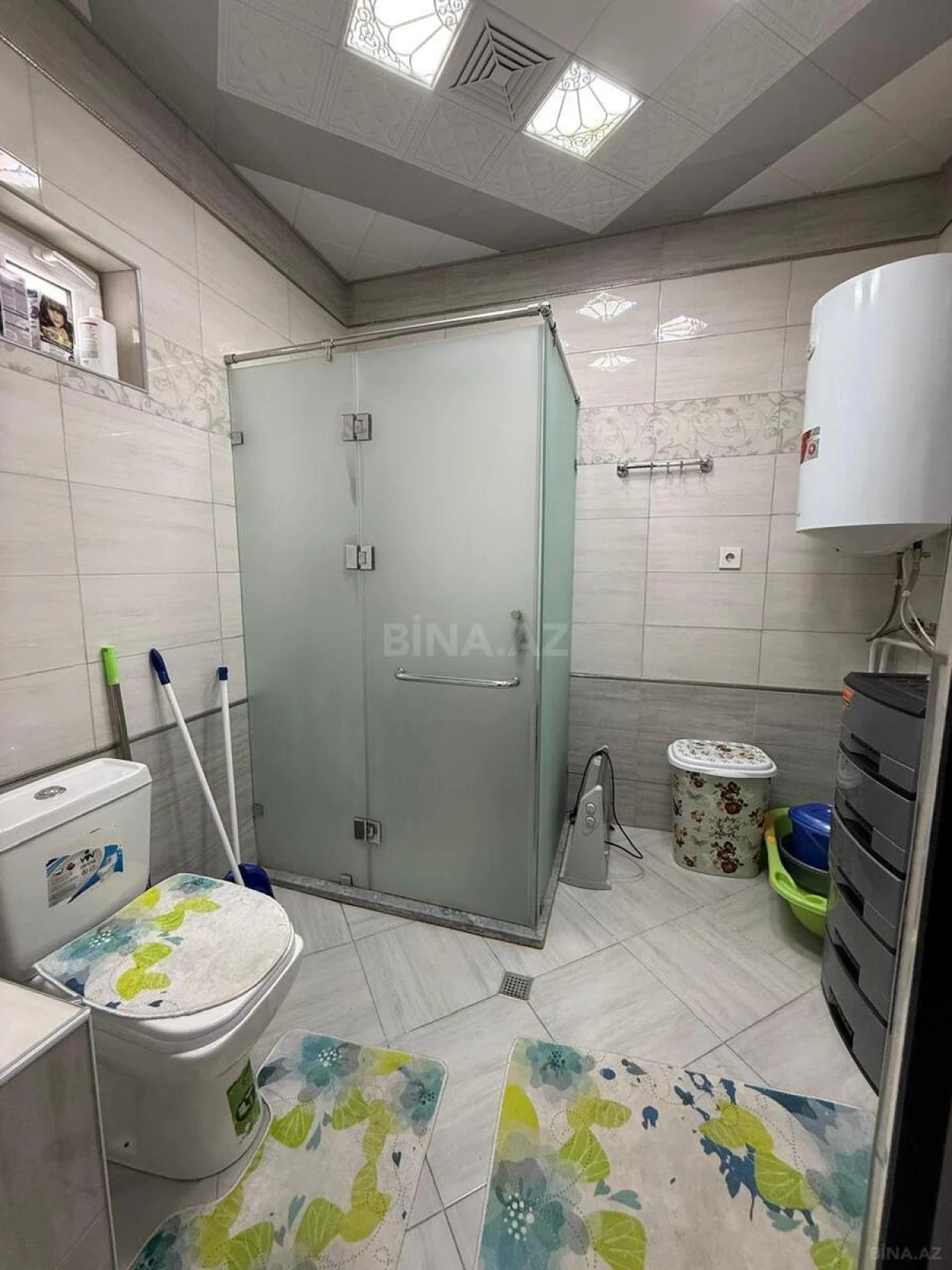 Satılır 6 otaqlı həyət evi 250 m²