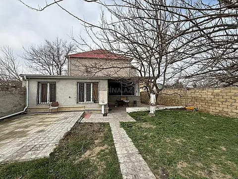 Satılır 6 otaqlı həyət evi 250 m²